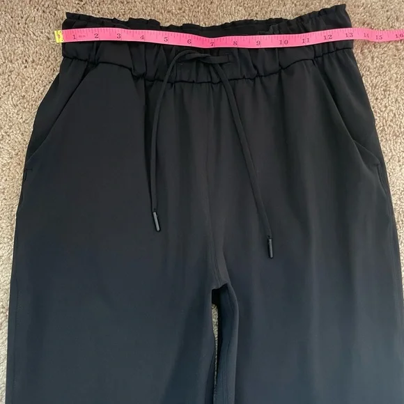 Lululemon Women’s Keep Moving Pant 7/8 High-Rise in Black Size 6 Style W5DCFS